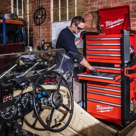 Milwaukee TOOLGUARD™ 30"/78 cm vysokokapacitní ocelová skříň STC30-1