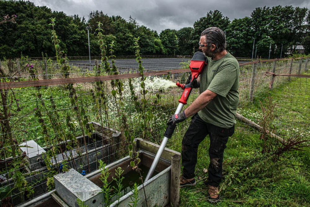 Milwaukee M18 FUEL™ vodní čerpadlo tyčové M18 BLSWP-801
