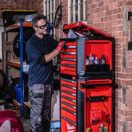 Milwaukee TOOLGUARD™ 30"/78 cm vysokokapacitní ocelová skříň STC30-1