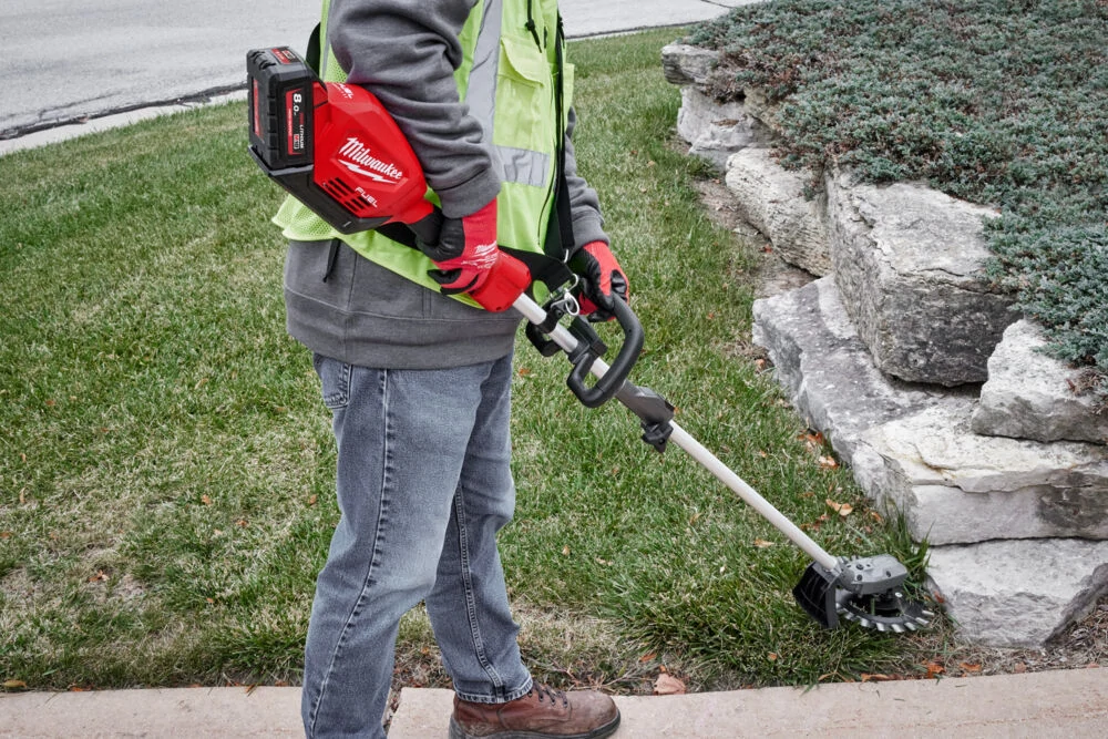 Milwaukee QUIK-LOK™ nástavec s vyžínačem plevele M18 FOPH-RA