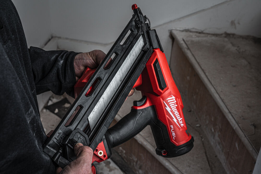 Milwaukee M18 FUEL™ aku hřebíkovačka 15 GA M18 FN15GA-0X
