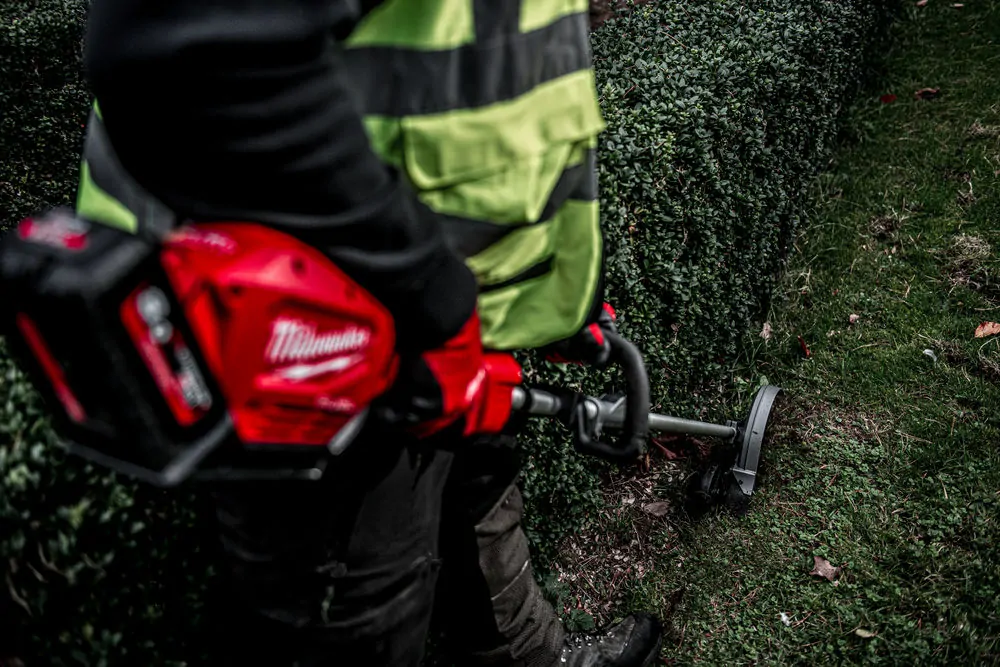 Milwaukee M18 FUEL™ QUIK-LOK™ aku lemovačka M18 FOPH-EA