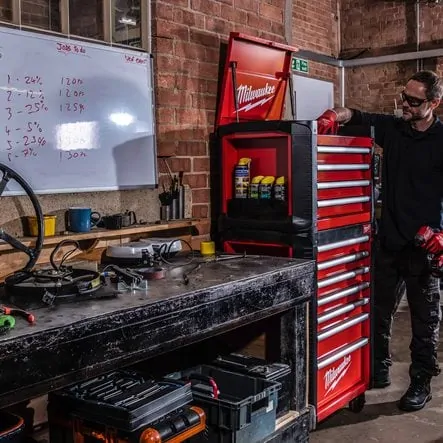 Milwaukee TOOLGUARD™ 30"/78 cm vysokokapacitní ocelová skříň STC30-1