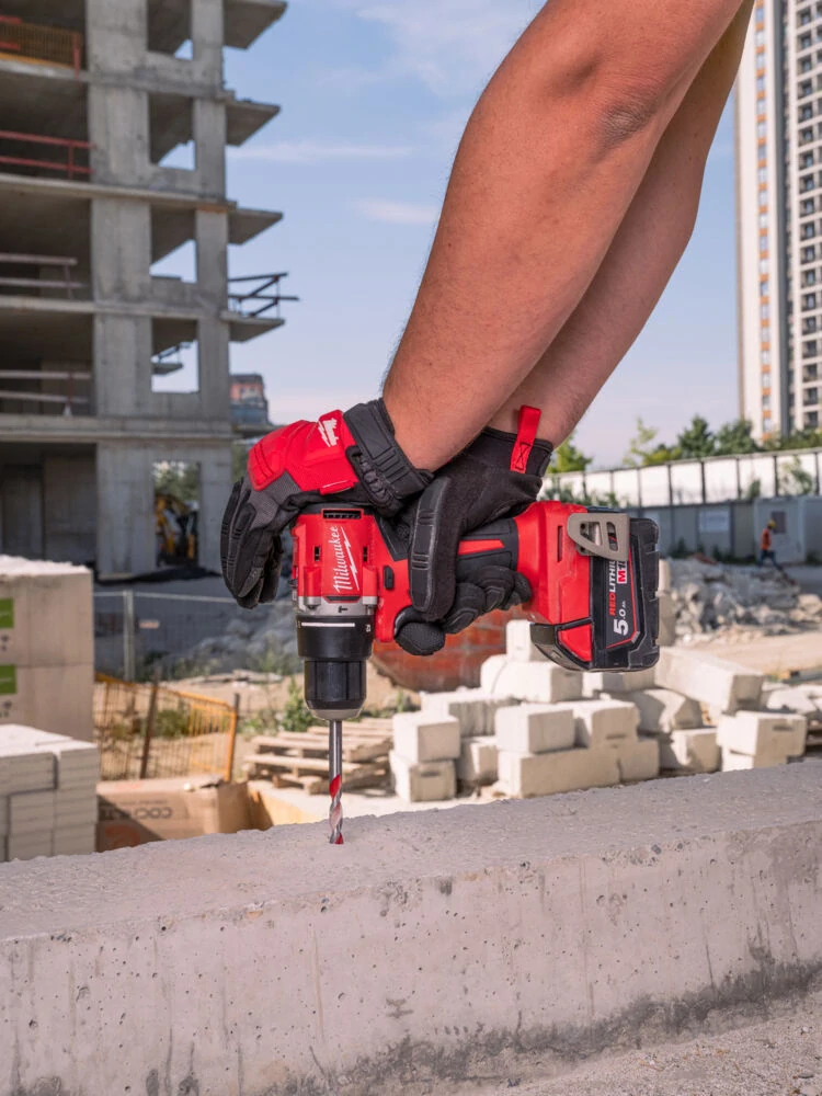 Milwaukee M18 FUEL™ vrtačka příklepová bezuhlíková M18 BLPDRC-502C