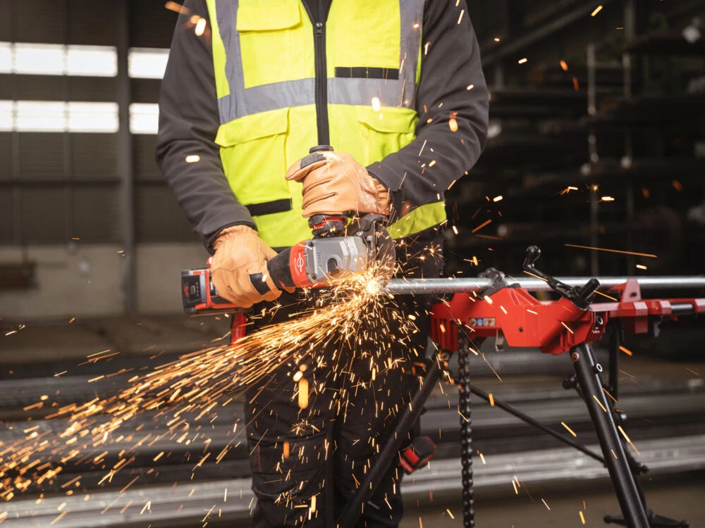 Milwaukee M18 FUEL™ vysocé výkonná úhlová bruska 125 mm s variabilními otáčkami a ONE-KEY™ M18 FHSAGO125VXPDB2-0X