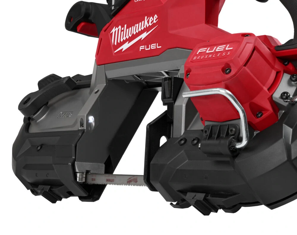Milwaukee M18 FUEL™ pásová pila s hlubokým řezem a duálním spínačem s funkcí ONE-KEY™ M18 FBS127DO-0C