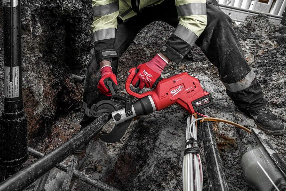Milwaukee M18™ FORCE LOGIC™ - nůžky hydraulické na zemní kabely M18 HCC75R-502C