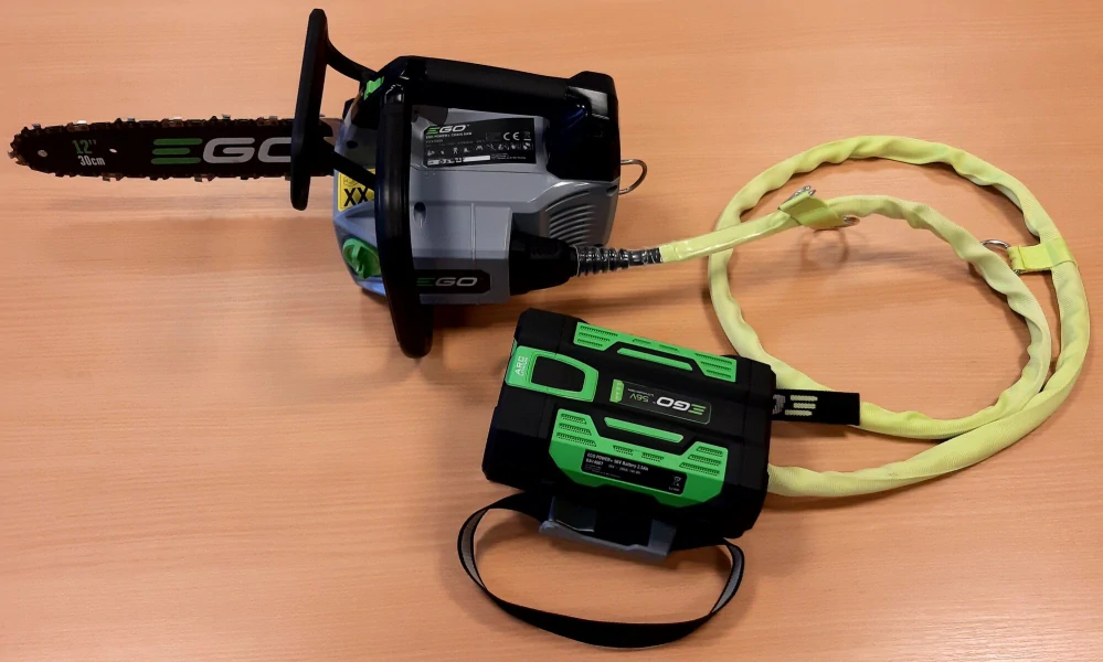 EGO aku jednoruční řetězová pila CSX3000E