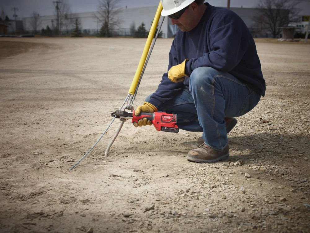 Milwaukee M18™ FORCE LOGIC™ Hydraulické kleště na kabely 35 mm M18 ONEHCC-0C ACSR SET