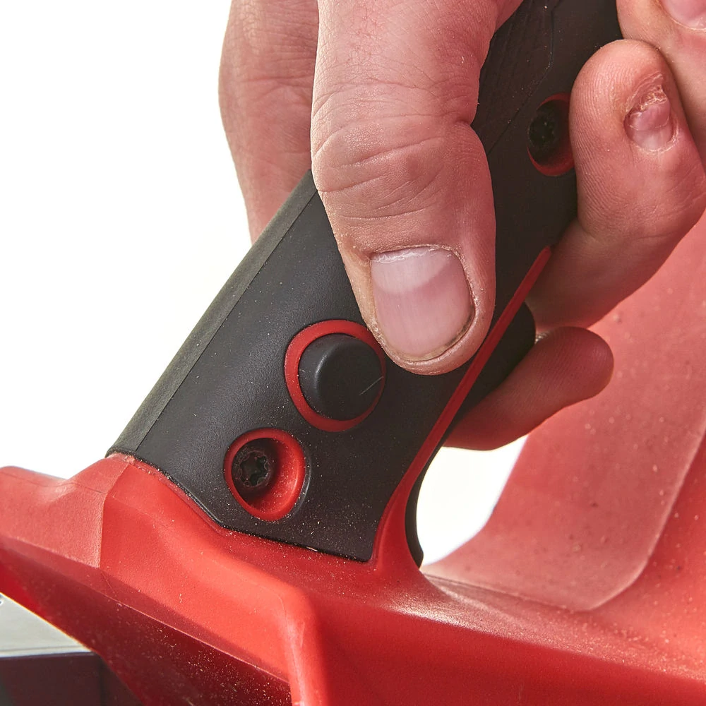 Milwaukee M18 FUEL™ řetězová pila s lištou 40 cm M18 FCHS-121