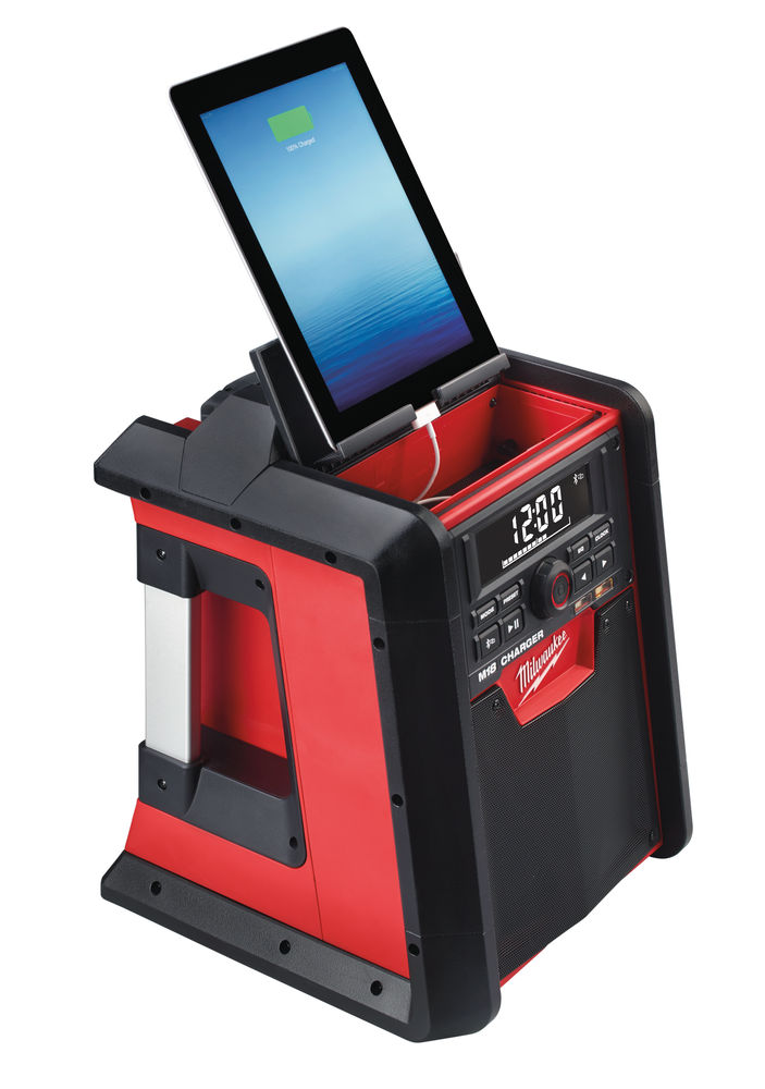 Milwaukee M18™ aku bluetooth® rádio/nabíječka M18 RC-0