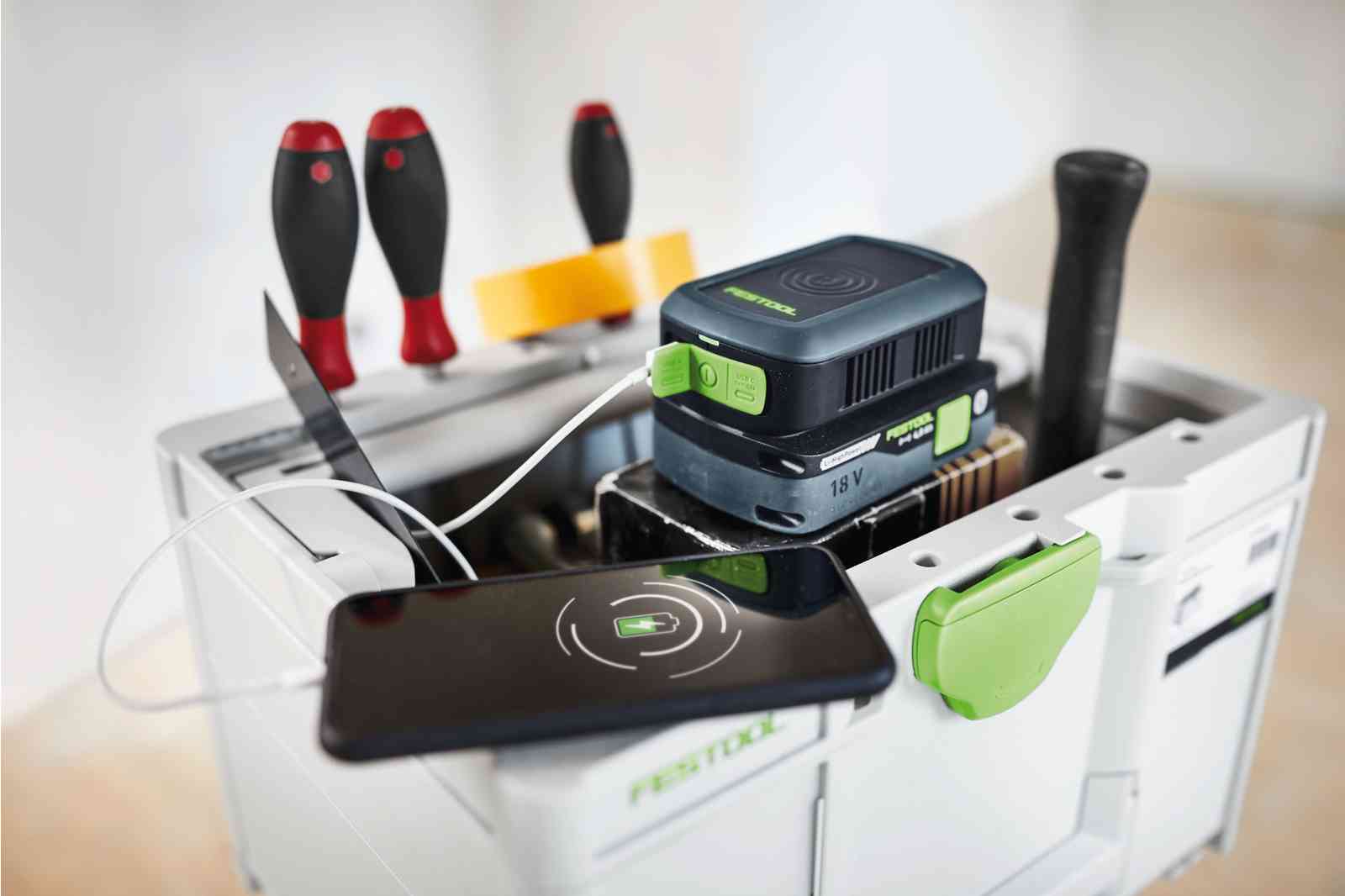 FESTOOL nabíječka telefonů PHC 18