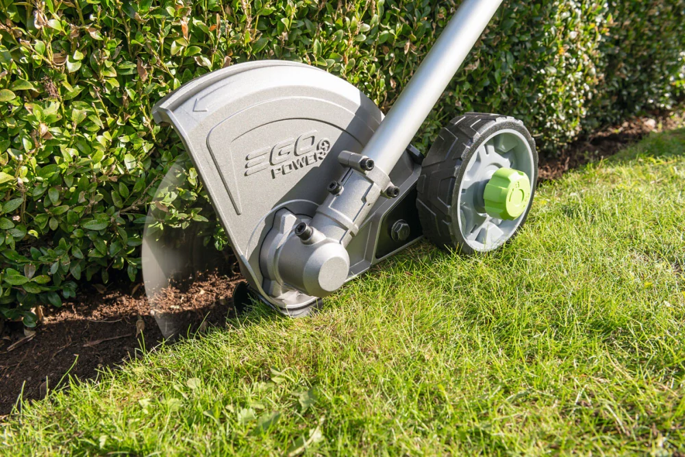 EGO nástavec se zařezávačem trávníků EA0800