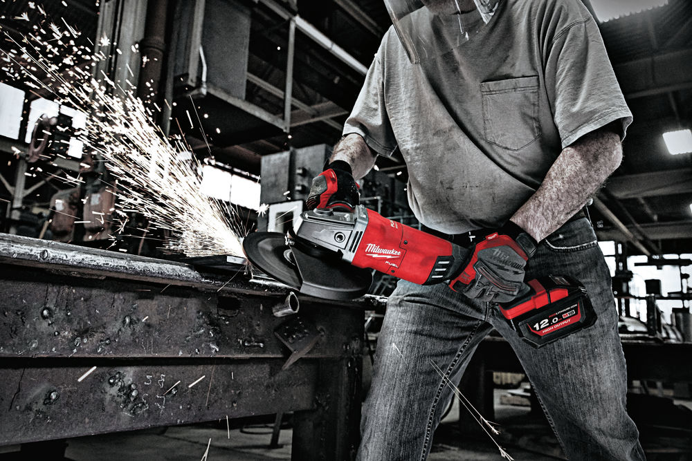 Milwaukee M18 FUEL™ aku bruska úhlová velká 230 mm M18 FLAG230XPDB-121C 