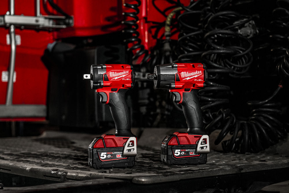 Milwaukee M18 FUEL™ ½" aku utahovák rázový kompaktní M18 FIW2F12-0X