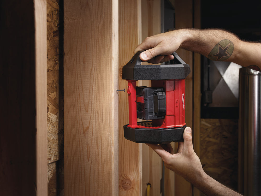 Milwaukee M18™ aku led světlo plošné M18 AL-0 