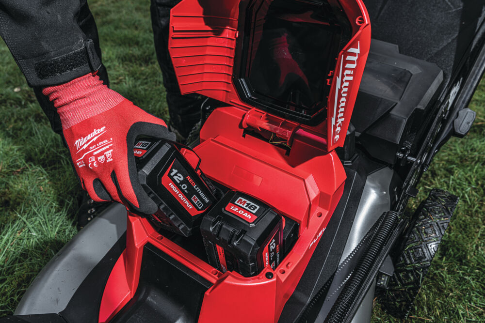 Milwaukee M18 FUEL™ aku sekačka na trávu M18 F2LM53-122