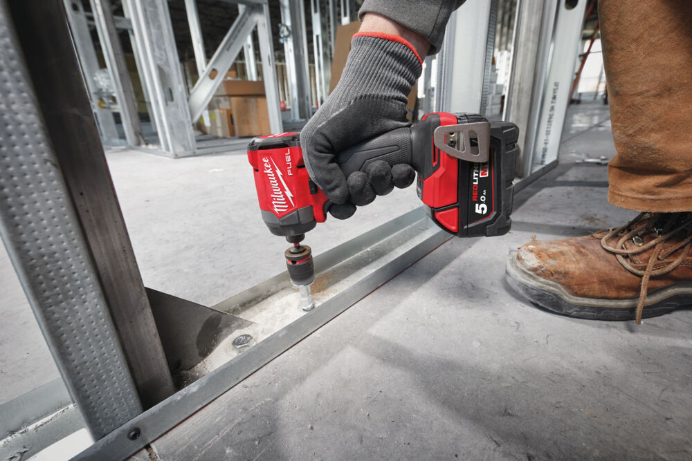 Milwaukee M18 FUEL™ 1/4" aku utahovák rázový hex M18 FID3-502X