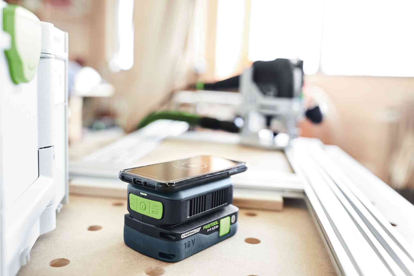 FESTOOL nabíječka telefonů PHC 18