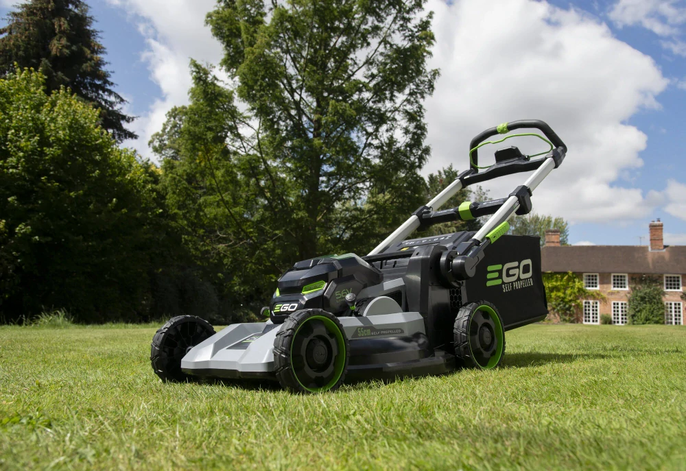 EGO aku sekačka s pojezdem LM2236E-SP - sada