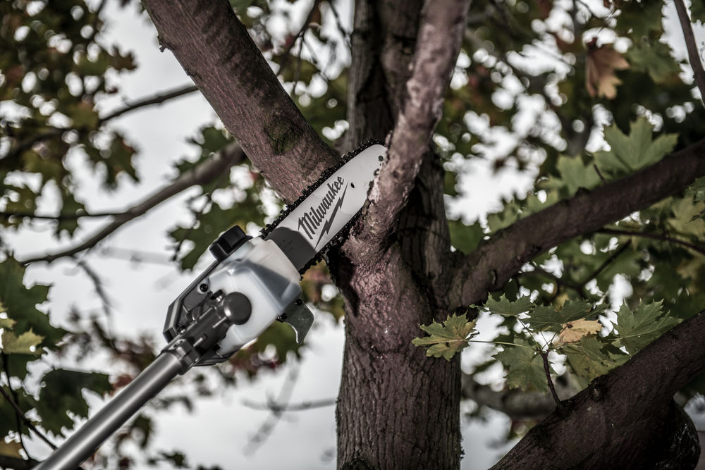 Milwaukee M18 FUEL™ QUIK-LOK™ aku pila řetězová s lištou 25cm M18 FOPH-CSA