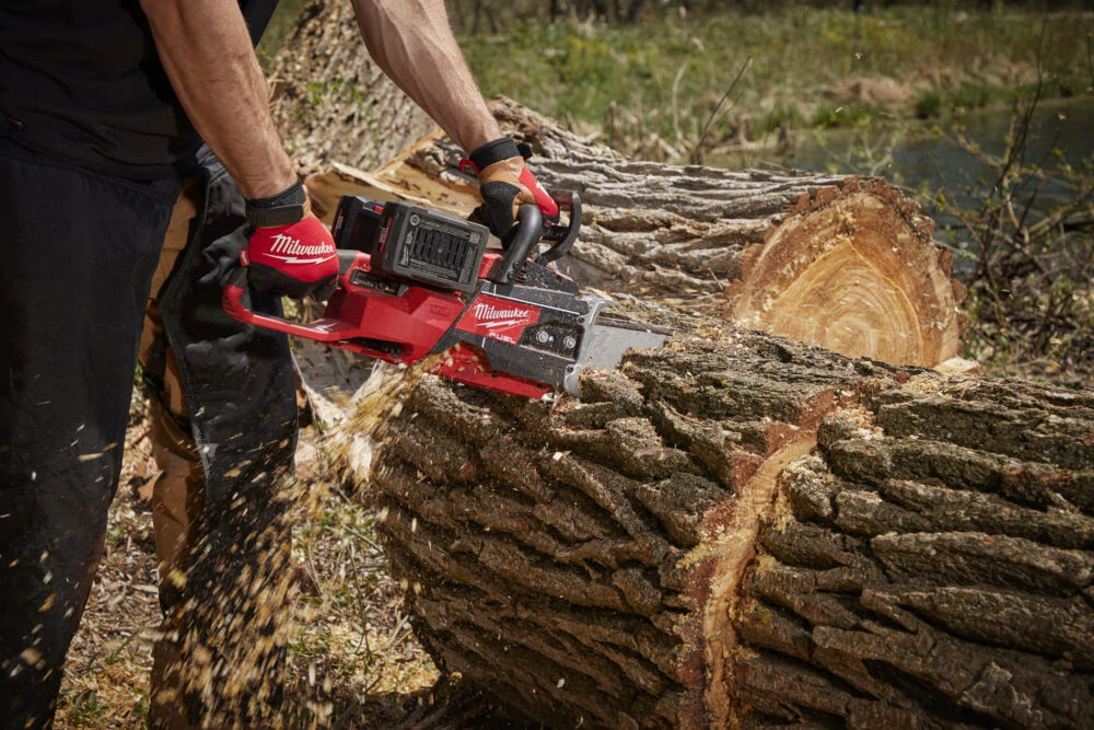 Milwaukee M18 FUEL™ řetězová pila 50 cm M18 F2CHS50-0