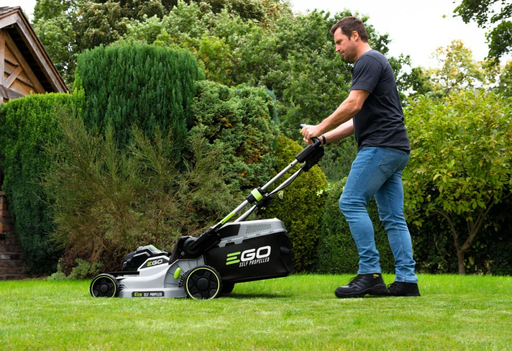 EGO aku sekačka s pojezdem LM1903E-SP - sada