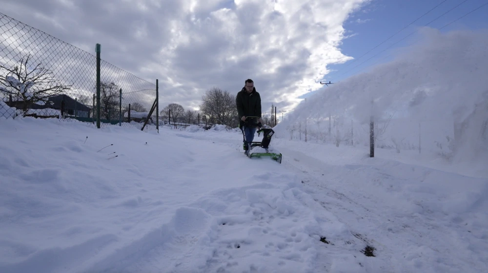 EGO  AKU jednostupňová kolová sněhová fréza SNT2124E-AP - sada