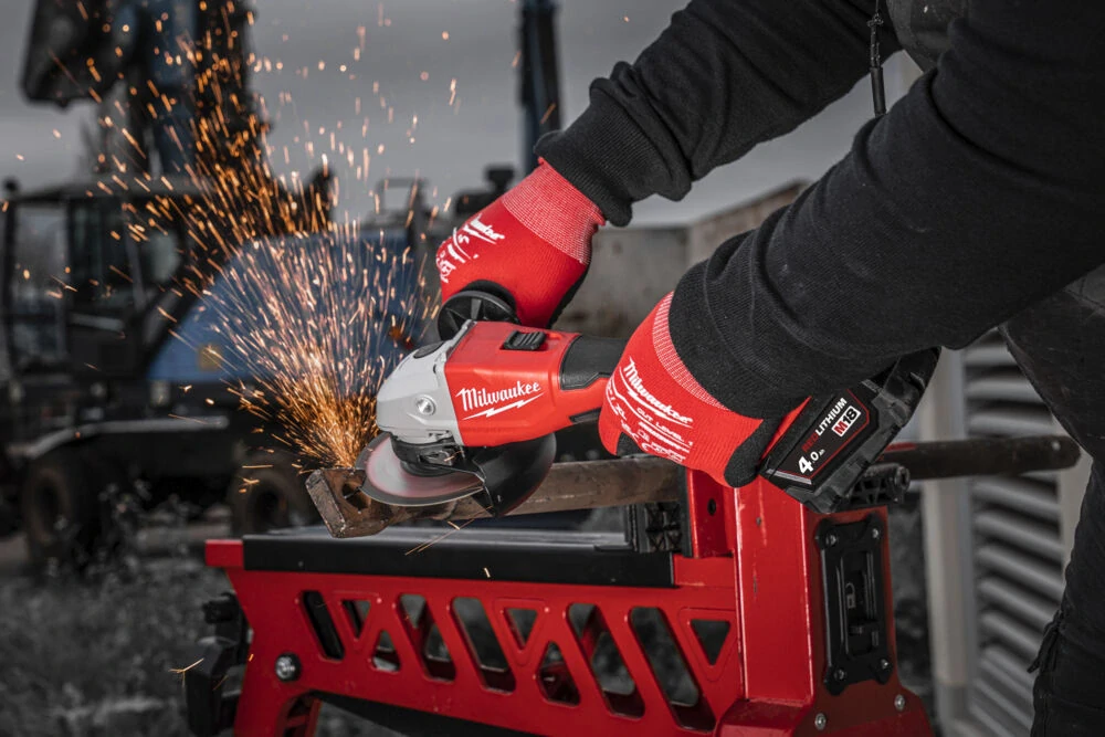 Milwaukee M18 bezuhlíková úhlová bruska 125 mm M18 BLSAG125X-0